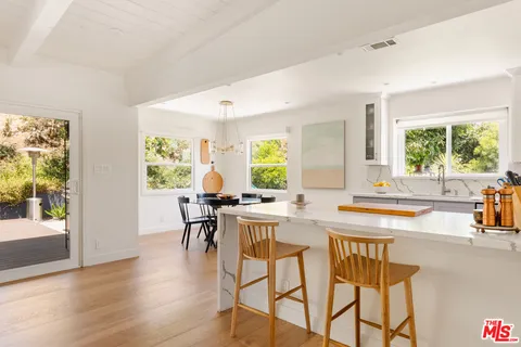 $1,795,000 | 4111 Mantova Drive, Los Angeles, CA 90008