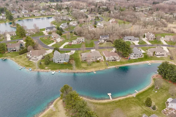 $649,000 | 412 East Red Pine Circle, Dousman, WI 53118