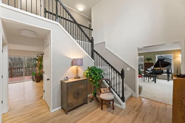 $649,000 | 412 East Red Pine Circle, Dousman, WI 53118
