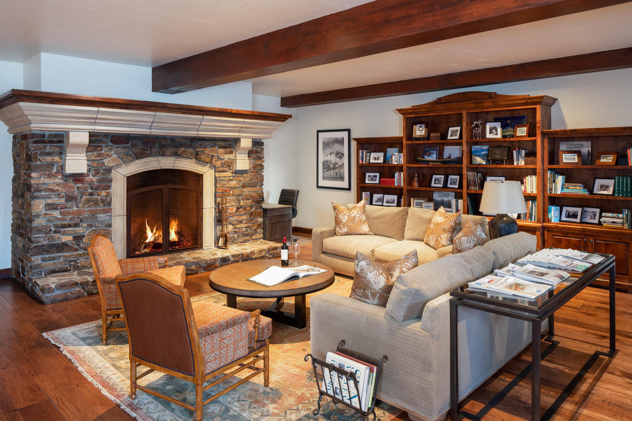 680 Sun Valley Road, Unit D4 Ketchum, ID 83340 - Photo 38 of 39 Lobby-1