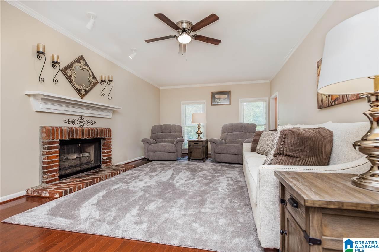 1200 Broken Bow Circle Alabaster, AL 35007 - Photo 2 of 40
