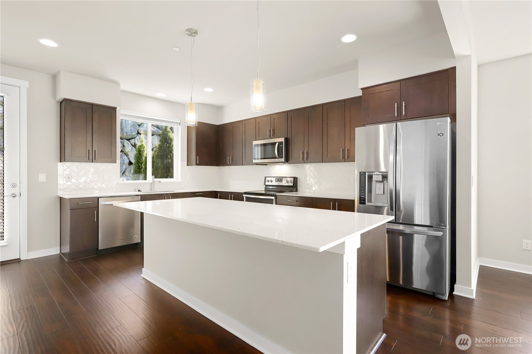 1325 Seattle Hill Road, Unit K6 Bothell, WA 98012 - Photo 10 of 32 Gallery Image 10