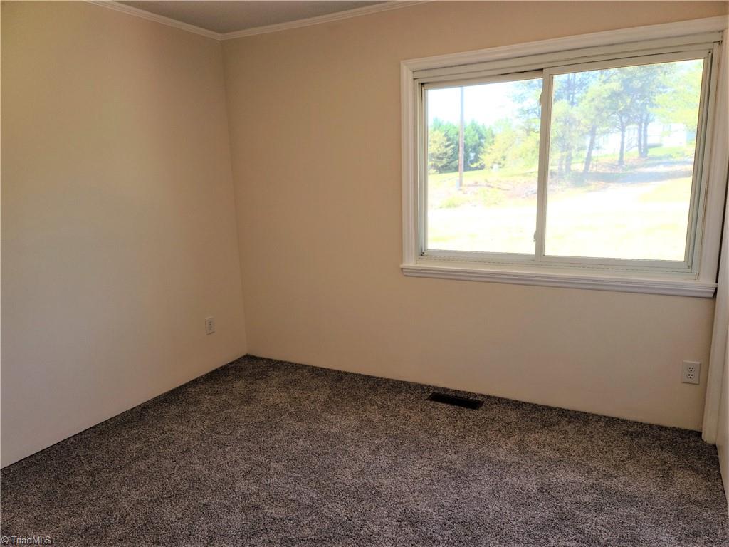 1332 Gentry Farm Road King, NC 27021 - Photo 14 of 24 Bedroom 3