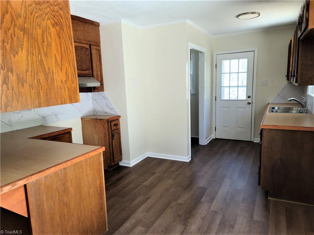 1332 Gentry Farm Road King, NC 27021 - Photo 5 of 24 Kitchen 2