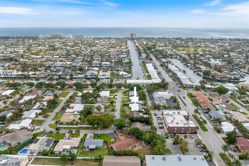 2242 Northeast 37th Street Lighthouse Point, FL 33064 - Photo 22 of 22 an aerial view of multiple house