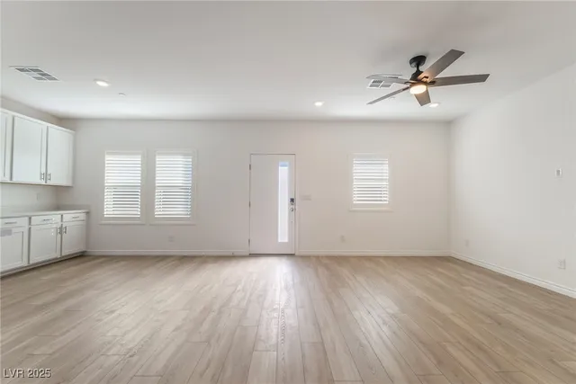 $2,020 | 288 Whitney Crest Street, Henderson, NV 89015