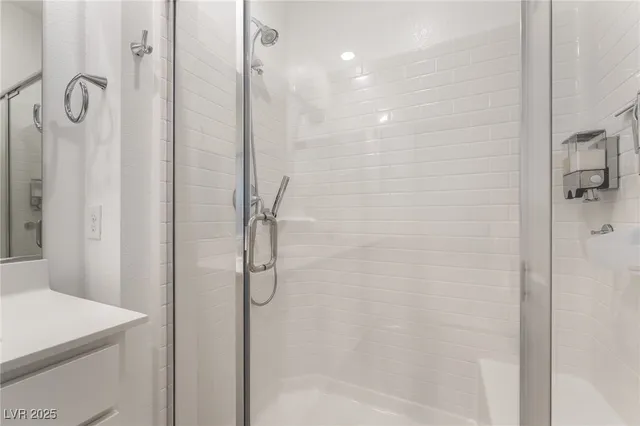 $2,020 | 288 Whitney Crest Street, Henderson, NV 89015