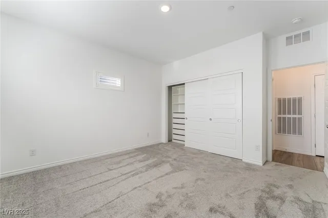 $2,020 | 288 Whitney Crest Street, Henderson, NV 89015