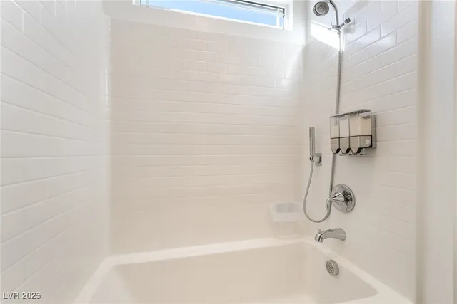 $2,020 | 288 Whitney Crest Street, Henderson, NV 89015