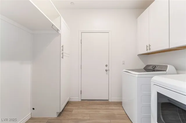 $2,020 | 288 Whitney Crest Street, Henderson, NV 89015