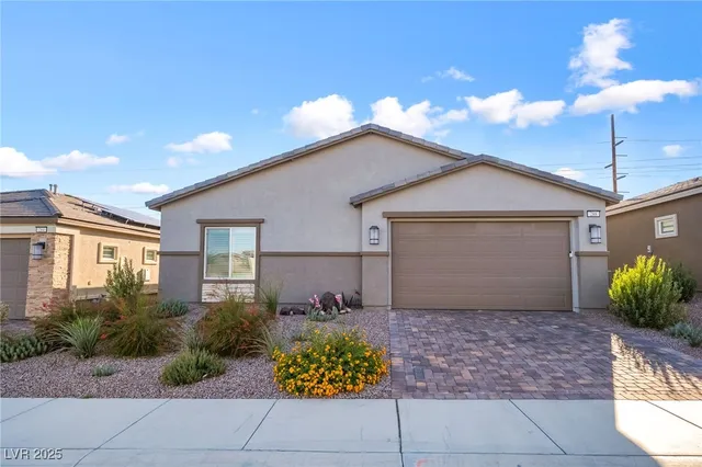 $2,020 | 288 Whitney Crest Street, Henderson, NV 89015