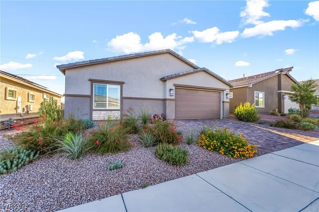 $2,020 | 288 Whitney Crest Street, Henderson, NV 89015