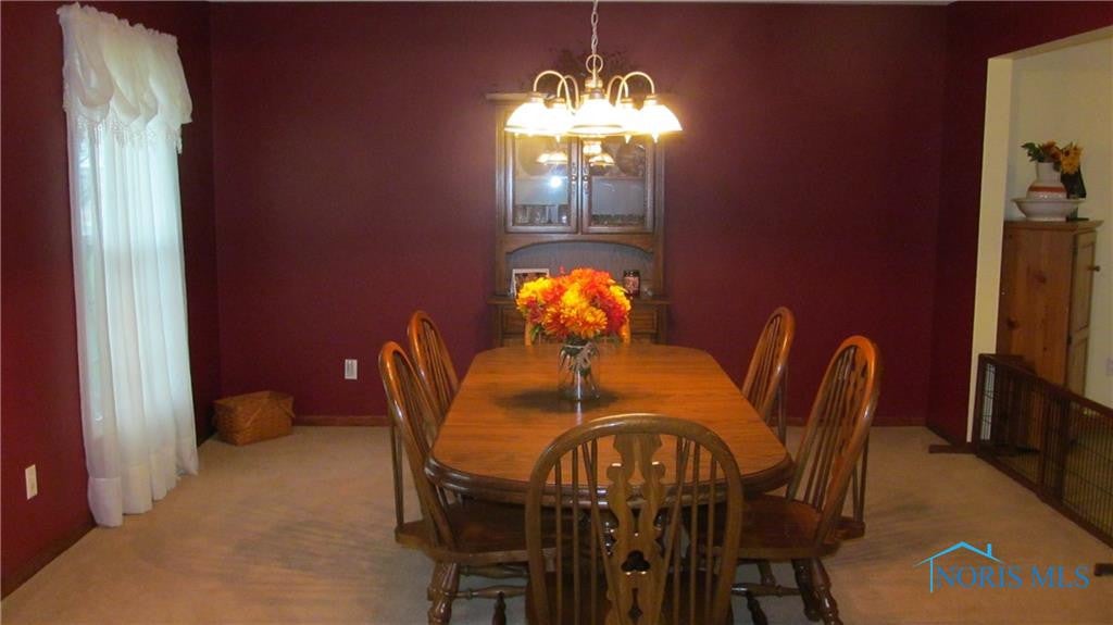 1737 Fallbrook Road Toledo, OH 43614 - Photo 4 of 19 Gallery Image 4
