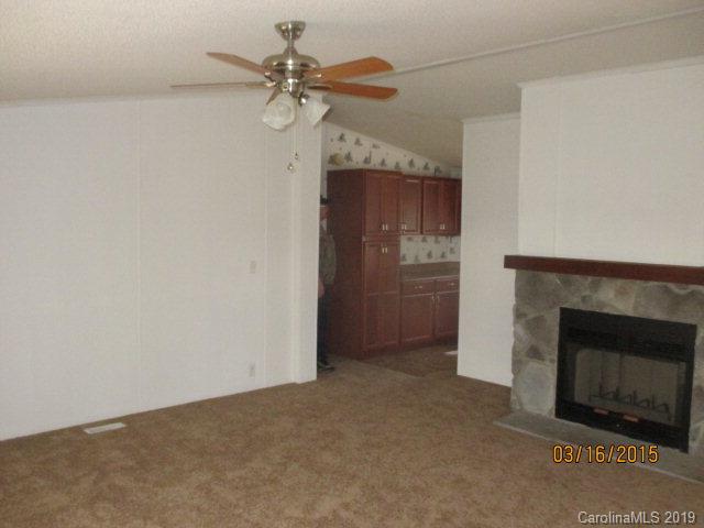 414 Mount Pleasant Church Road Marion, NC 28752 - Photo 4 of 41 Gallery Image 4