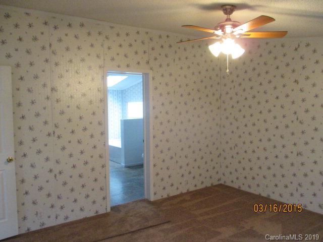 414 Mount Pleasant Church Road Marion, NC 28752 - Photo 7 of 41 Gallery Image 7