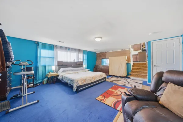 $240,000 | 17107 Evans Drive, South Holland, IL 60473