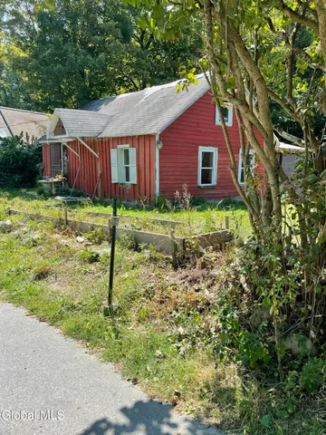 $40,000 | 21 Stillman Village Road, Petersburgh, NY 12138