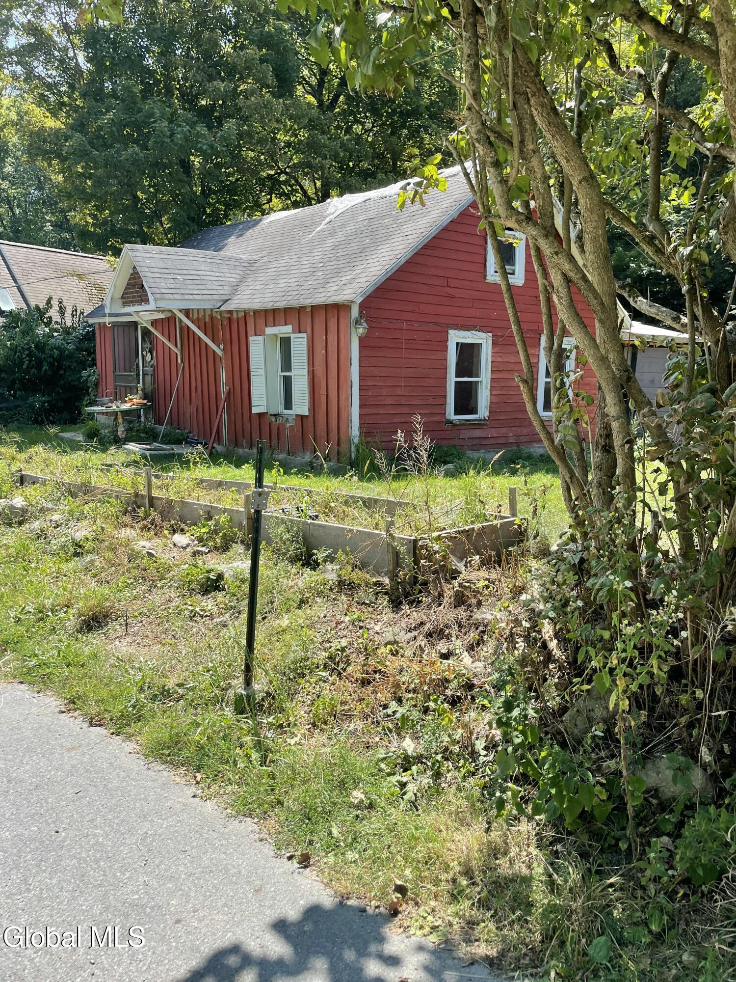 21 Stillman Village Road Petersburgh, NY 12138 - Photo 3 of 17 IMG_2158