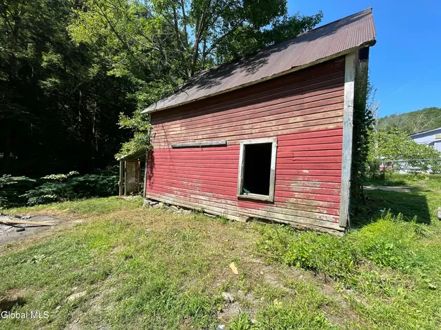 $40,000 | 21 Stillman Village Road, Petersburgh, NY 12138