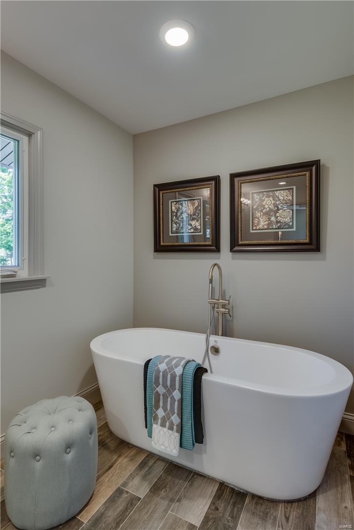 2963 Devondale Place Frontenac, MO 63131 - Photo 19 of 45