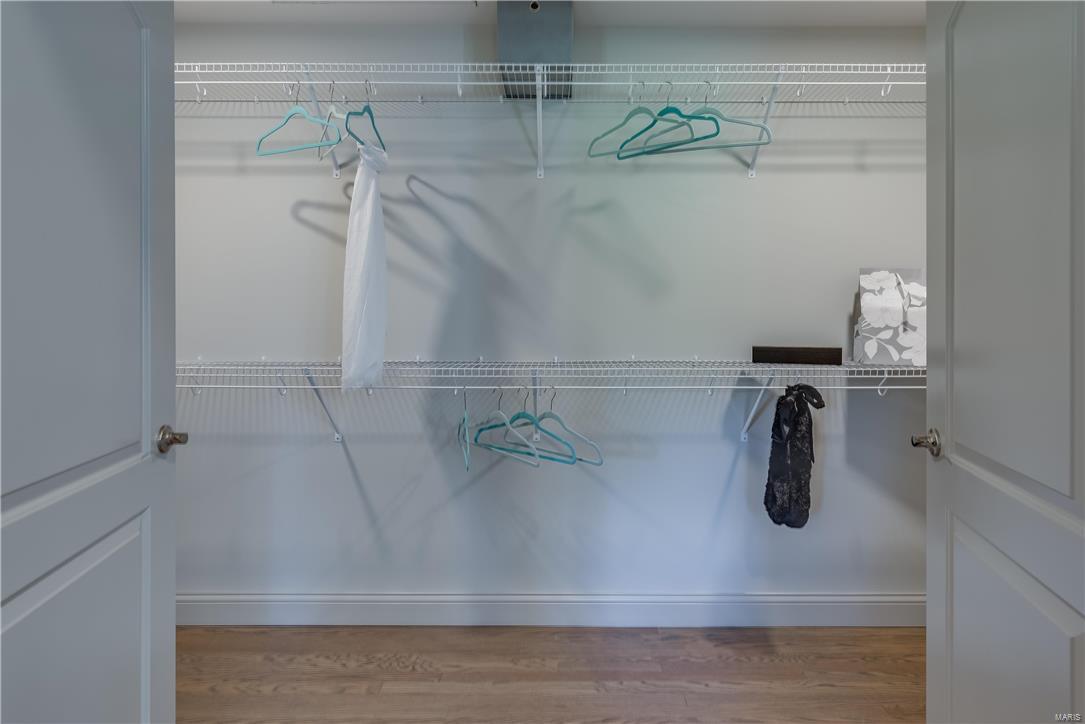 2963 Devondale Place Frontenac, MO 63131 - Photo 22 of 45