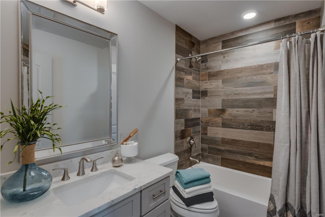 2963 Devondale Place Frontenac, MO 63131 - Photo 24 of 45