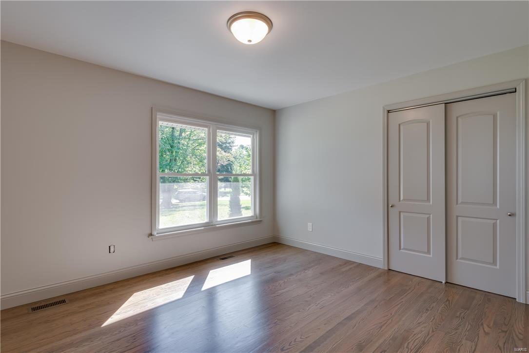 2963 Devondale Place Frontenac, MO 63131 - Photo 26 of 45