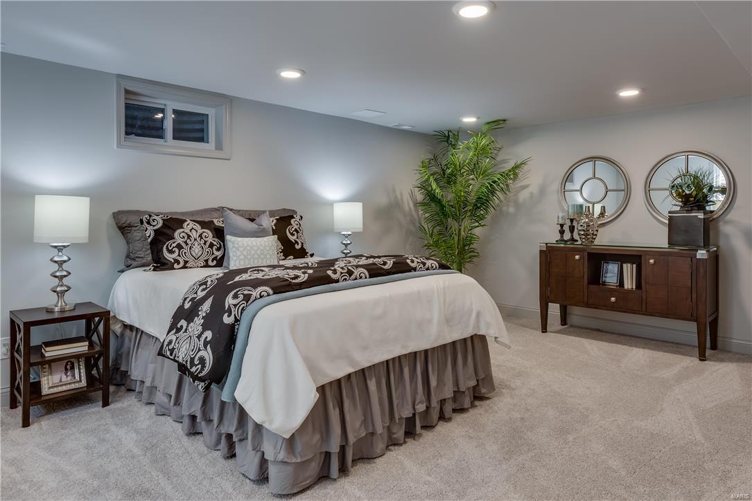 2963 Devondale Place Frontenac, MO 63131 - Photo 35 of 45