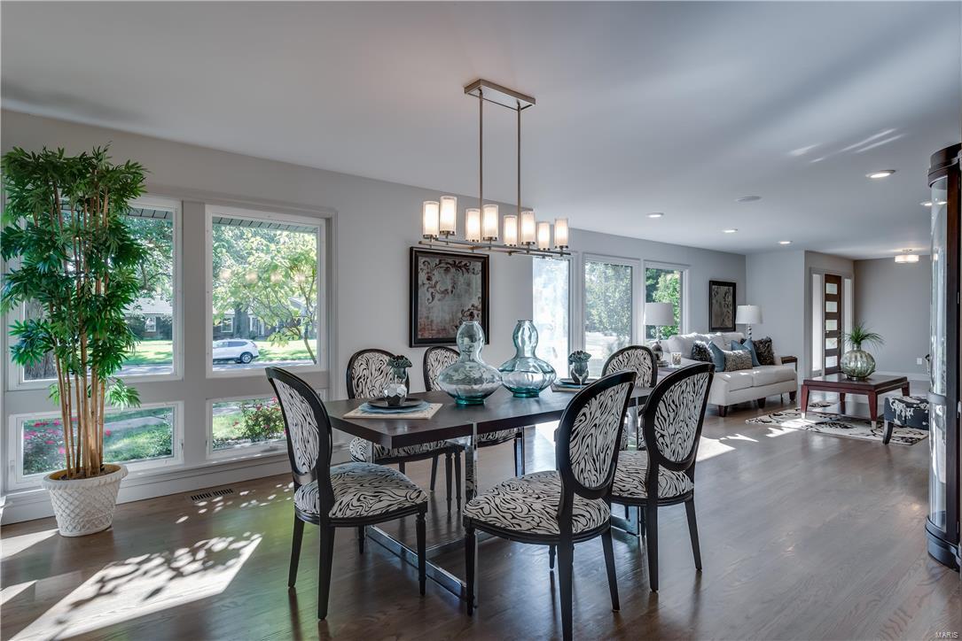 2963 Devondale Place Frontenac, MO 63131 - Photo 4 of 45