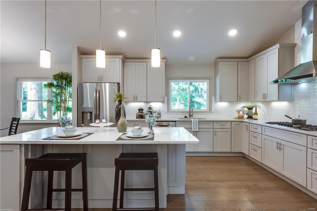 2963 Devondale Place Frontenac, MO 63131 - Photo 6 of 45