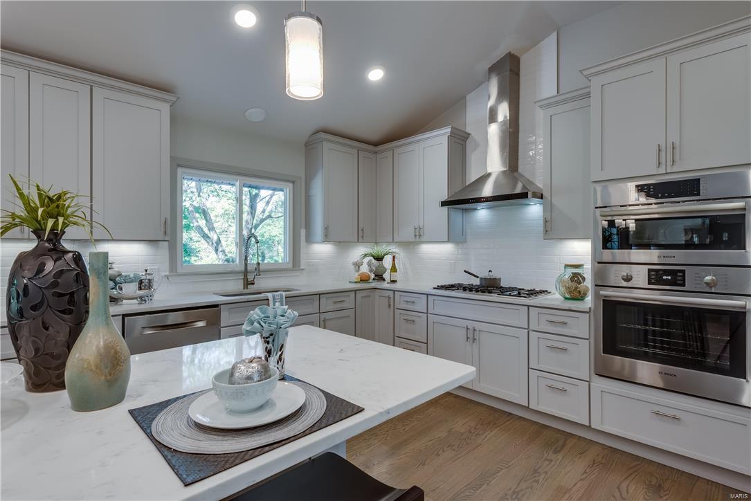 2963 Devondale Place Frontenac, MO 63131 - Photo 7 of 45