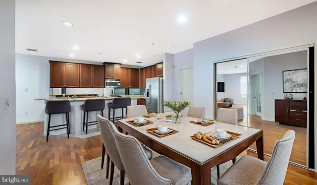 $325,900 | 305 Carson Terrace, Huntingdon Valley, PA 19006