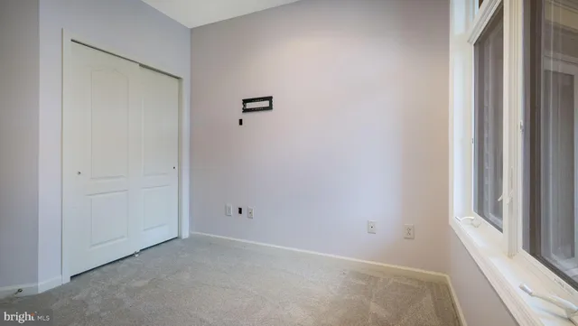 $325,900 | 305 Carson Terrace, Huntingdon Valley, PA 19006