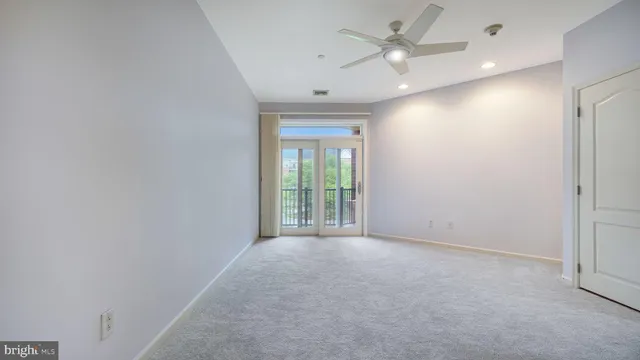 $325,900 | 305 Carson Terrace, Huntingdon Valley, PA 19006