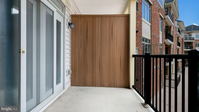 $325,900 | 305 Carson Terrace, Huntingdon Valley, PA 19006