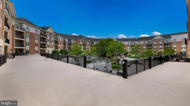 $325,900 | 305 Carson Terrace, Huntingdon Valley, PA 19006