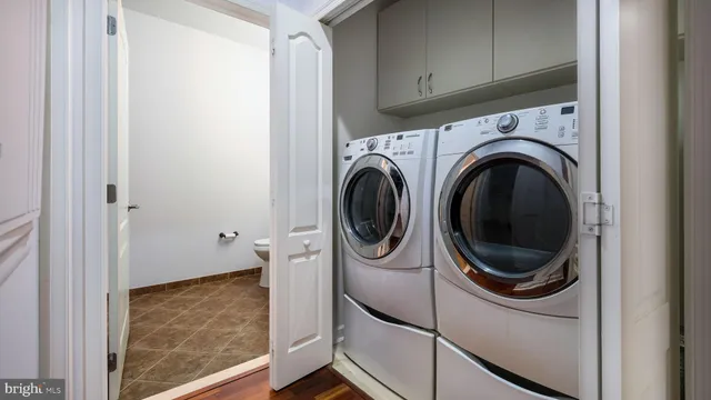 $325,900 | 305 Carson Terrace, Huntingdon Valley, PA 19006