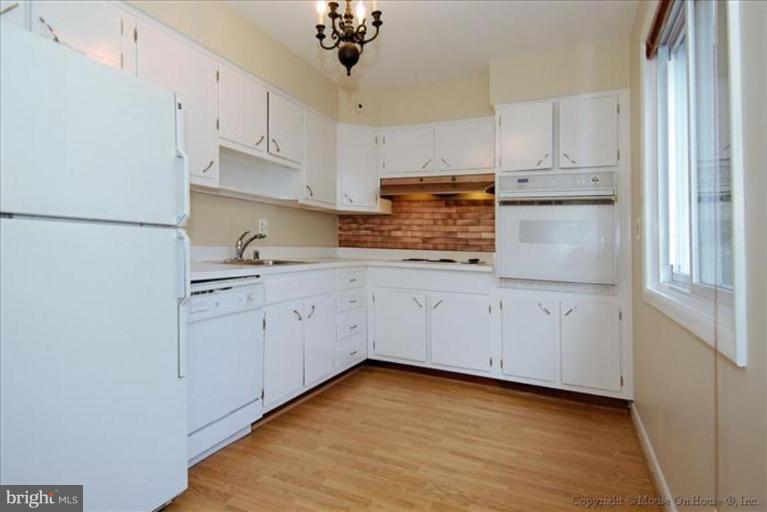 10024 Renfrew Road Silver Spring, MD 20901 - Photo 2 of 25 Kitchen