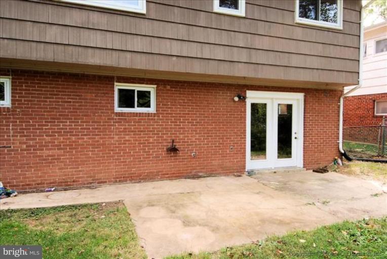 10024 Renfrew Road Silver Spring, MD 20901 - Photo 14 of 25 Patio
