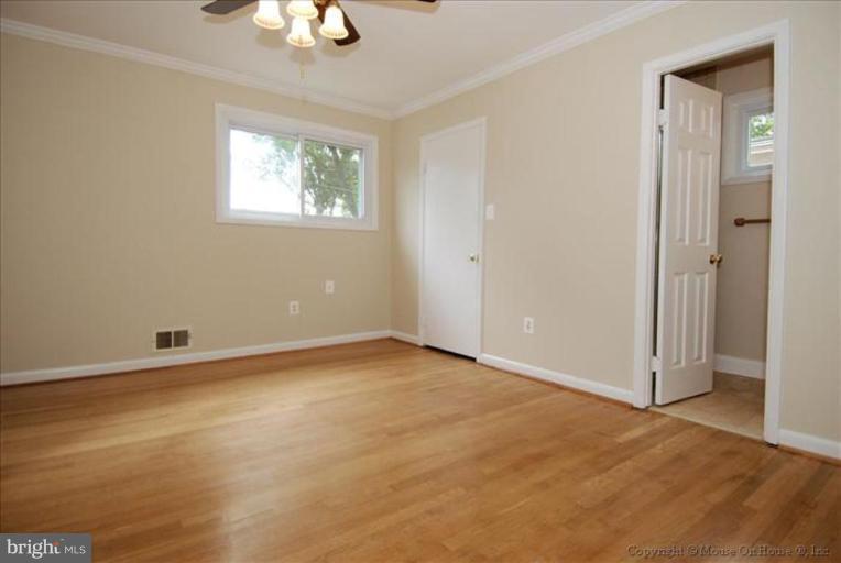 10024 Renfrew Road Silver Spring, MD 20901 - Photo 23 of 25 Master Bedroom