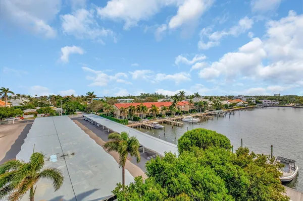 $899,900 | 220 Mac Farlane Drive, Unit S505, Delray Beach, FL 33483