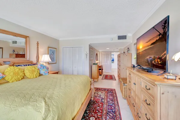 $899,900 | 220 Mac Farlane Drive, Unit S505, Delray Beach, FL 33483