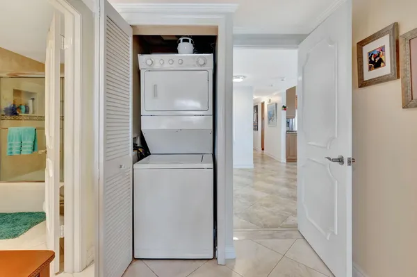 $899,900 | 220 Mac Farlane Drive, Unit S505, Delray Beach, FL 33483