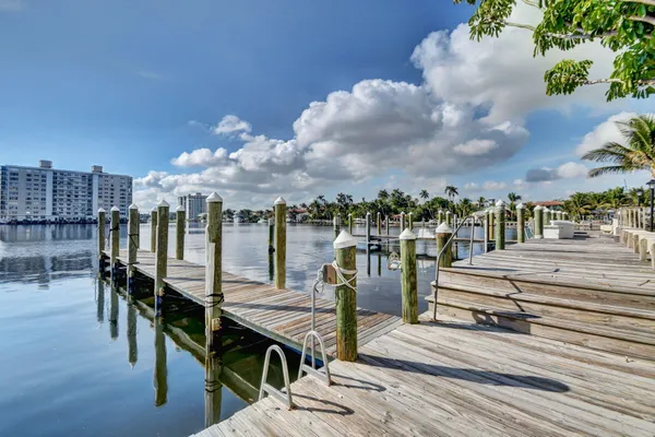 $899,900 | 220 Mac Farlane Drive, Unit S505, Delray Beach, FL 33483