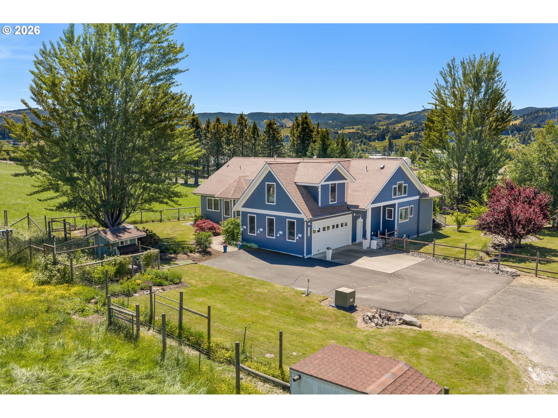 2939 Wyeast Road Hood River, OR 97031 - Photo 45 of 48