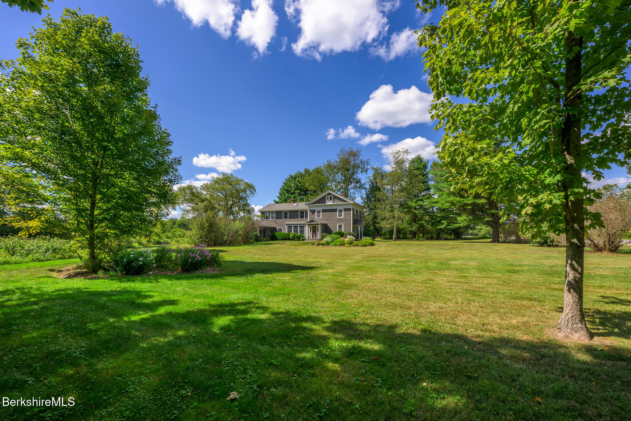 51 Albany Road West Stockbridge, MA 01266 - Photo 4 of 58 Screen - 51 Albany Rd West Stockbridge M