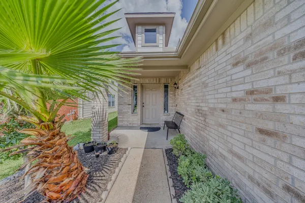 $1,950 | 7243 River Pines Drive, Cypress, TX 77433