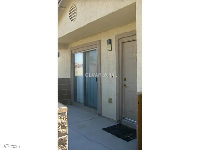 $1,665 | 2050 North Los Feliz Street, Unit 168, Las Vegas, NV 89156