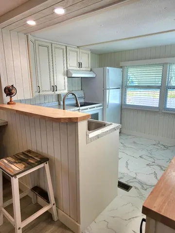 $169,000 | 6505 Kansas Street, Bradenton, FL 34207