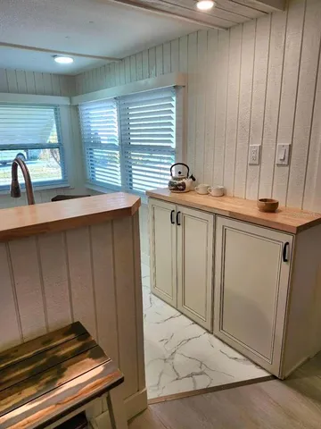 $169,000 | 6505 Kansas Street, Bradenton, FL 34207